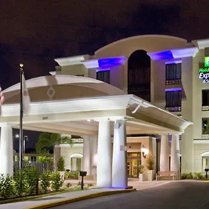 Hotel Express Hotel&suites Tampa-usf-busch Gardens, An Ihg, Tampa